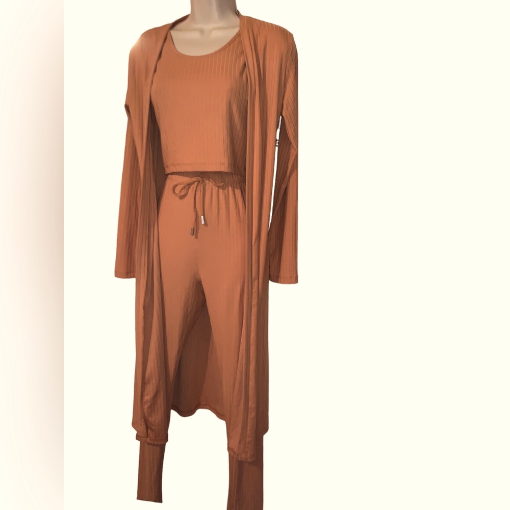 $5 sale!3 PC ribbed set Crop Top, Legging, long cover up, NEW